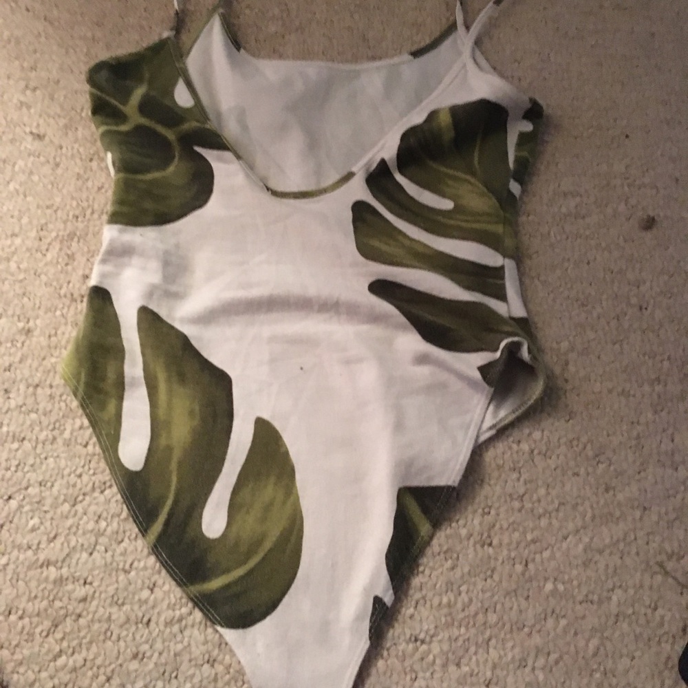 Monstera onesie
